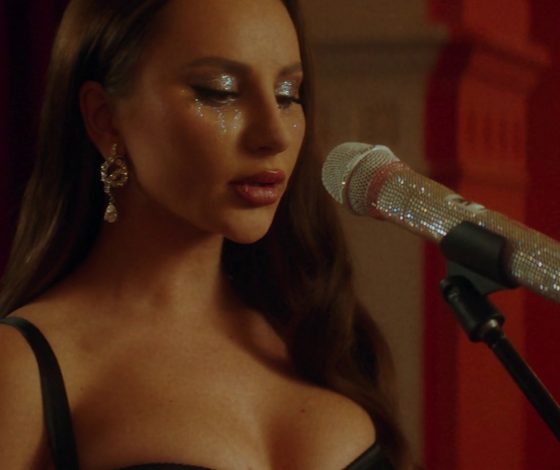 Тест: продолжи строчку из грустной песни