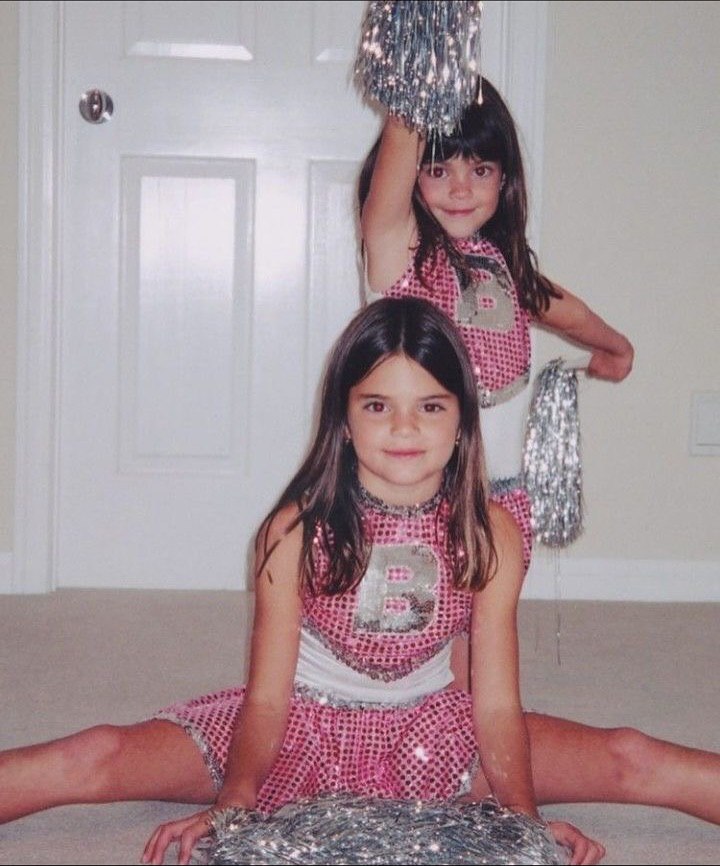 Кайли и Кендалл Дженнер. Фото: социальные сети