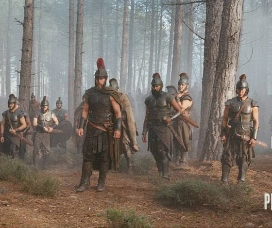 Кристофер Нолан показал новые кадры «Одиссеи» с Томом Холландом и Энн Хэтэуэй