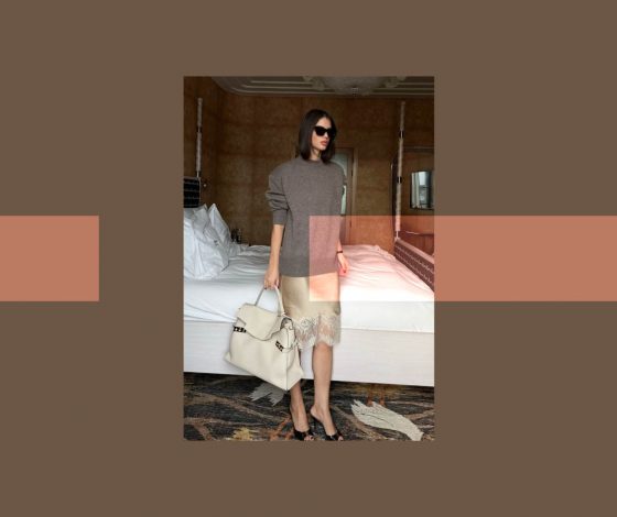 Что надеть, если не успела купить новогоднее платье? Фэшн-инфлюенсеры голосуют за шелковую юбку и свитер