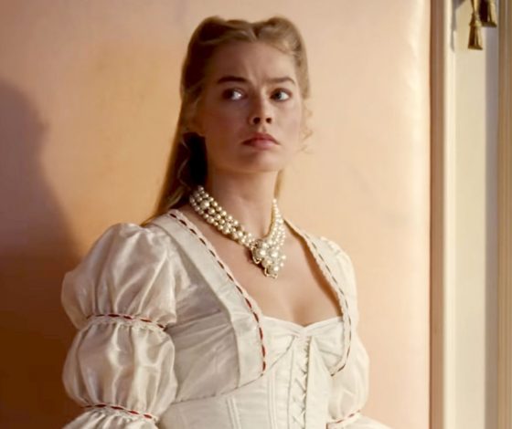 Марго Робби блистала на премьере «Грозового перевала» в ожерелье легендарной Элизабет Тейлор