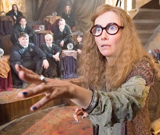 Тест: сможешь ли ты отличить реальные святочные гадания от тех, что придумали мы?