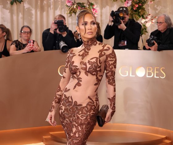 Худшие образы звезд на премии «Золотой глобус – 2026»: от Дженнифер Лопес до Майли Сайрус