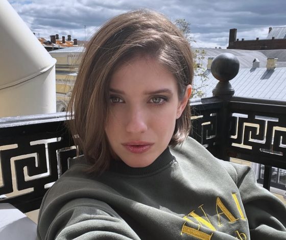 Редкий выход Анны Чиповской на премии «Золотой орел»