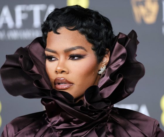 10 лучших образов звезд 79-й премии BAFTA