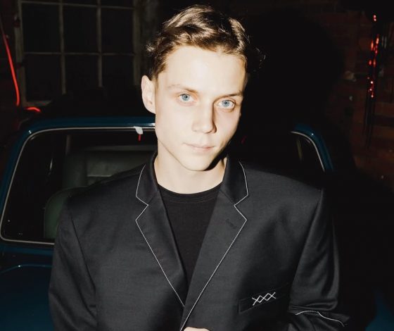 Ваня Дмитриенко в новом интервью: «Когда уважаешь себя, тебя начинают уважать другие»