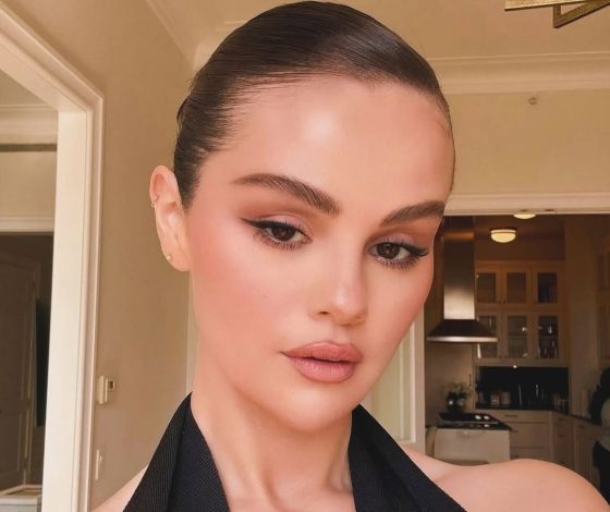 Селена Гомес продолжает доказывать фанатам свою любовь к Бенни Бланко на фоне слухов о разводе