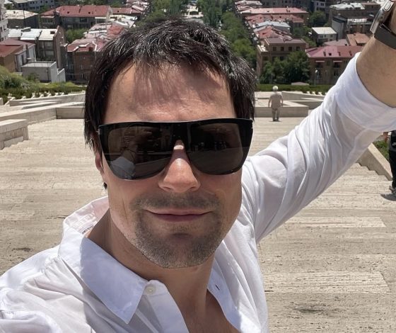 Данила Козловский поделился редкими кадрами с дочерью в ее особенный день