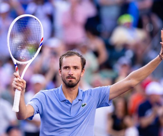 Даниил Медведев победил первую ракетку мира