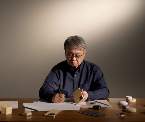 Новый смартфон-аксессуар: realme и японский дизайнер Наото Фукасава показали гаджеты, которые не хочется выпускать из рук