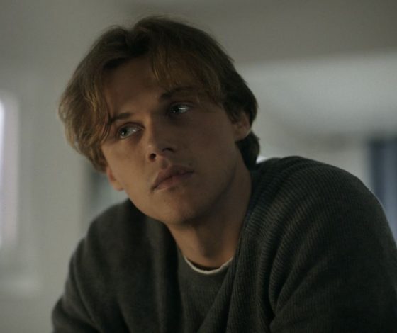 Звезда «Этим летом я стала красивой» был впервые замечен на съемках ромкома