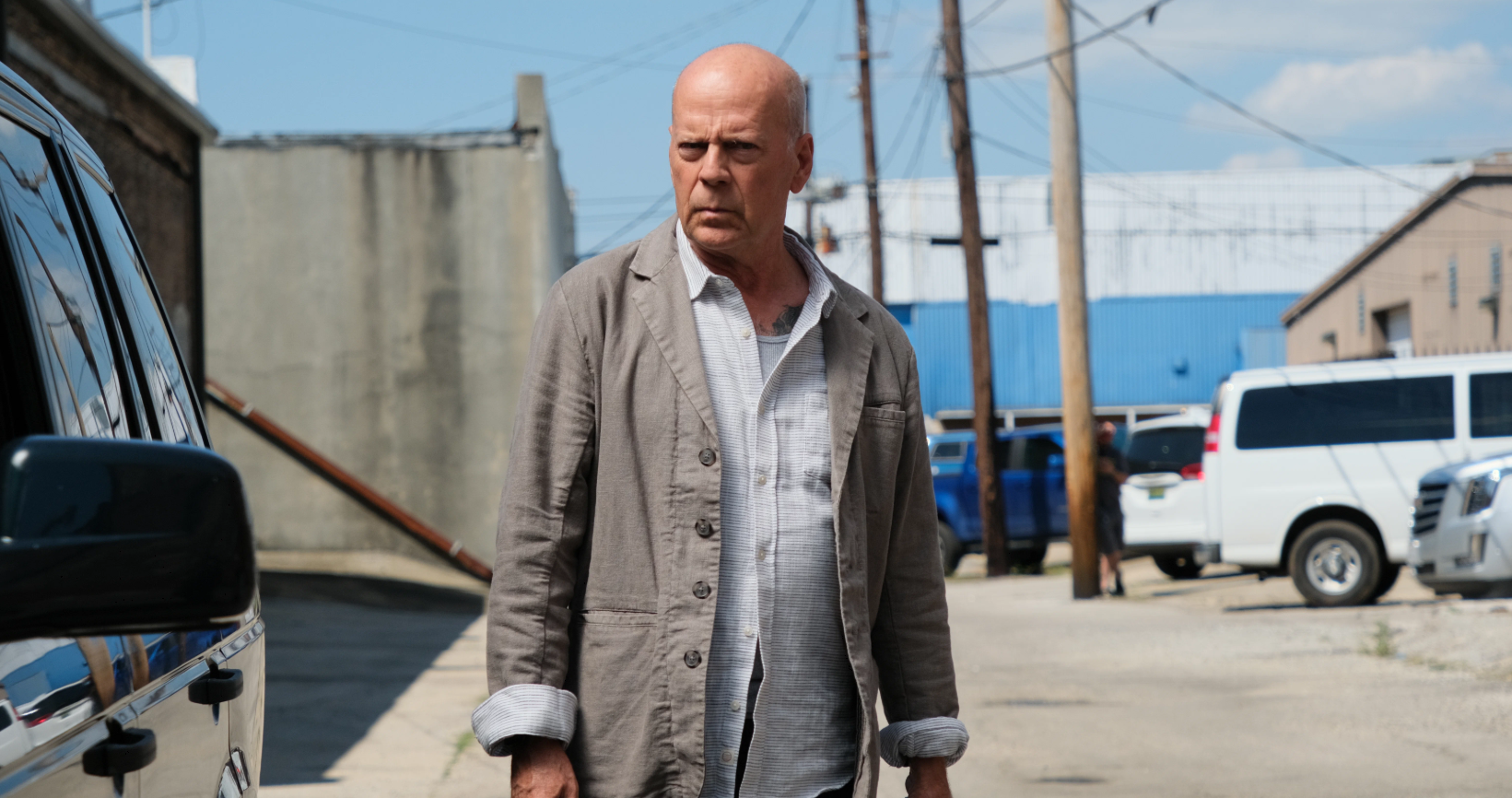 Деми Мур поделилась новым фото Брюса Уиллиса с внучкой в день его 71-летия