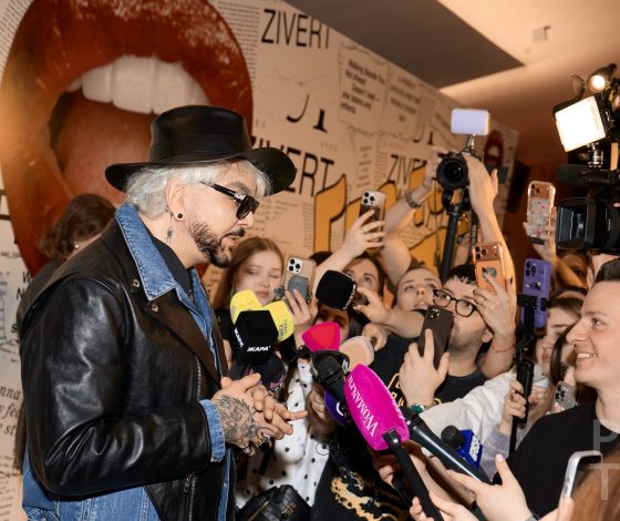 Филипп Киркоров, Виктория Шелягова, Ольга Серябкина и другие на премьере видео-версии стадионного шоу Zivert «Где-то в Ретро»