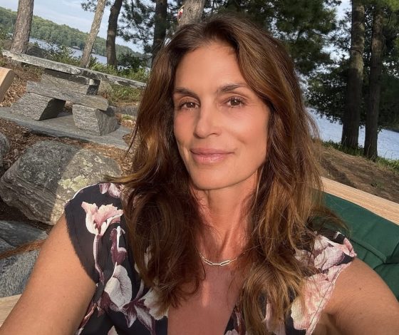 Синди Кроуфорд раскритиковали в Сети из-за ее утренней рутины