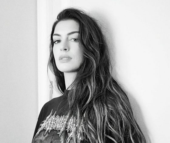 Энн Хэтэуэй дала большое интервью в преддверии выхода «Дьявол носит Prada 2»