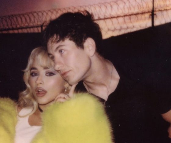 Барри Кеоган впервые ответил на слухи об измене Сабрине Карпентер