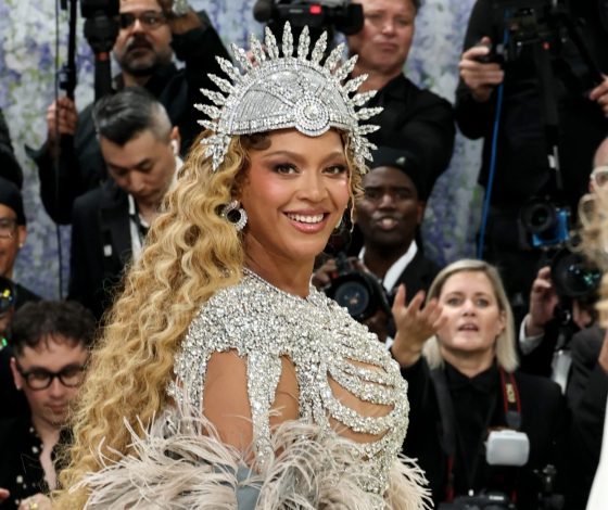 Бейонсе впервые за 10 лет появилась на Met Gala