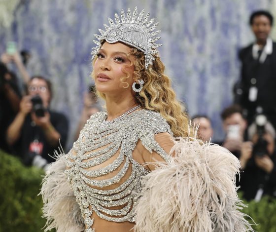 Met Gala 2027 может сменить дату на фоне скандала
